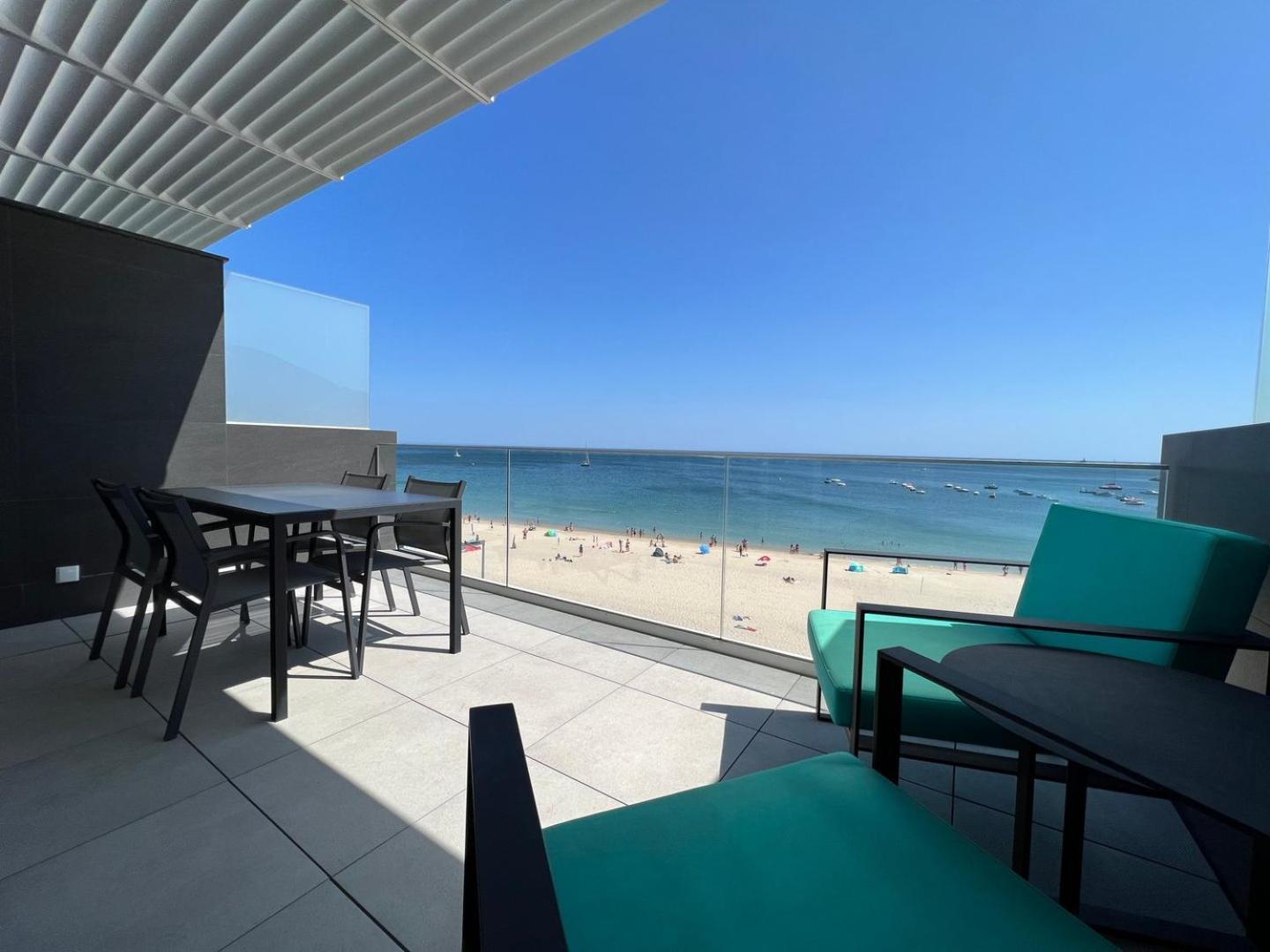 Guestready - Beachfront Naufrago'S Retreat 2 Sesimbra Kültér fotó